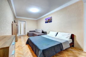 Apartments near Ocean Plaza Druzhby Narodov Boulevard 8a